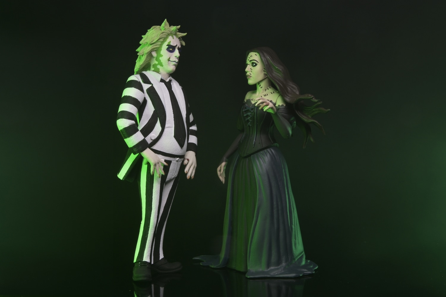 ビートルジュース ビートルジュース　トゥーニーテラーズ ビートルジュース&ドロレス スタイライズド 6インチ アクションフィギュア 2PK