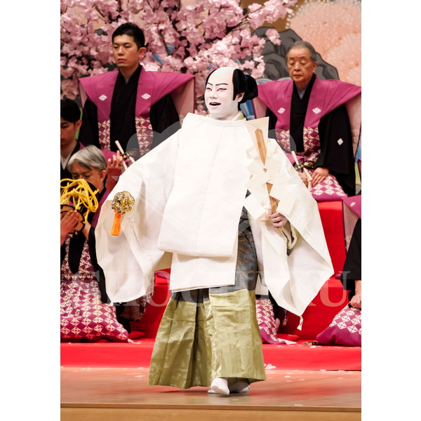 2025�N12�� ����u�g��猩�����s ����������̕���v�u���}�C�h�^�w���̉Ԍ��x�^090