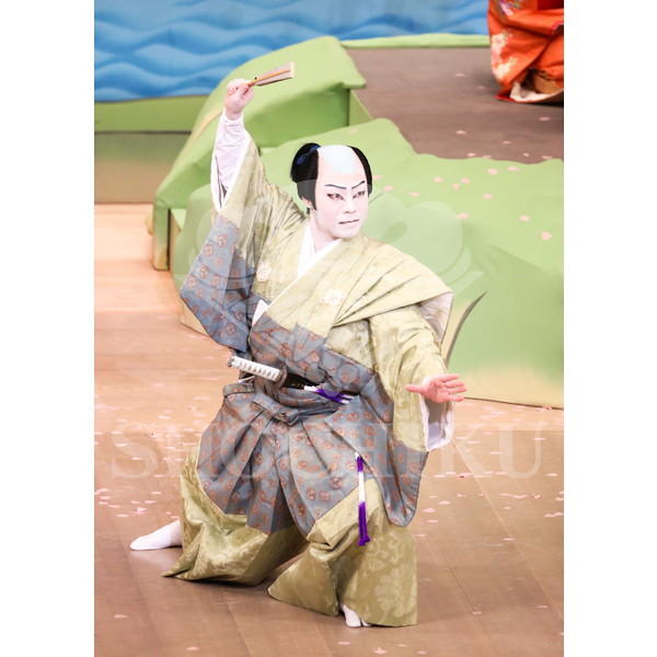 2025�N12�� ����u�g��猩�����s ����������̕���v�u���}�C�h�^�w���̉Ԍ��x�^091