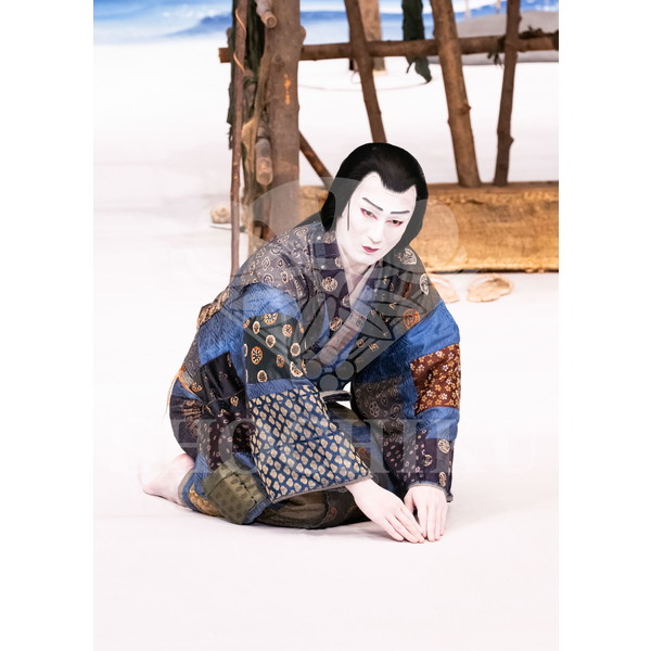 2025�N12�� ����u�g��猩�����s ����������̕���v�u���}�C�h�^�w���Ə��쓇�x�^200