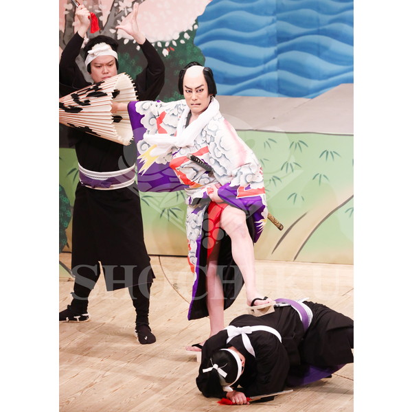 2025�N12�� ����u�g��猩�����s ����������̕���v�u���}�C�h�^�w�ٓV�����j���Q�x�^444