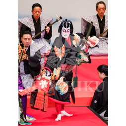 2026年5月 南座「歌舞伎鑑賞教室」ブロマイド／『正札附根元草摺』／001